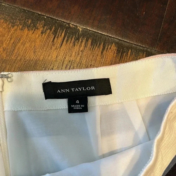 Ann Taylor cute striped skirt - Picture 2 of 5